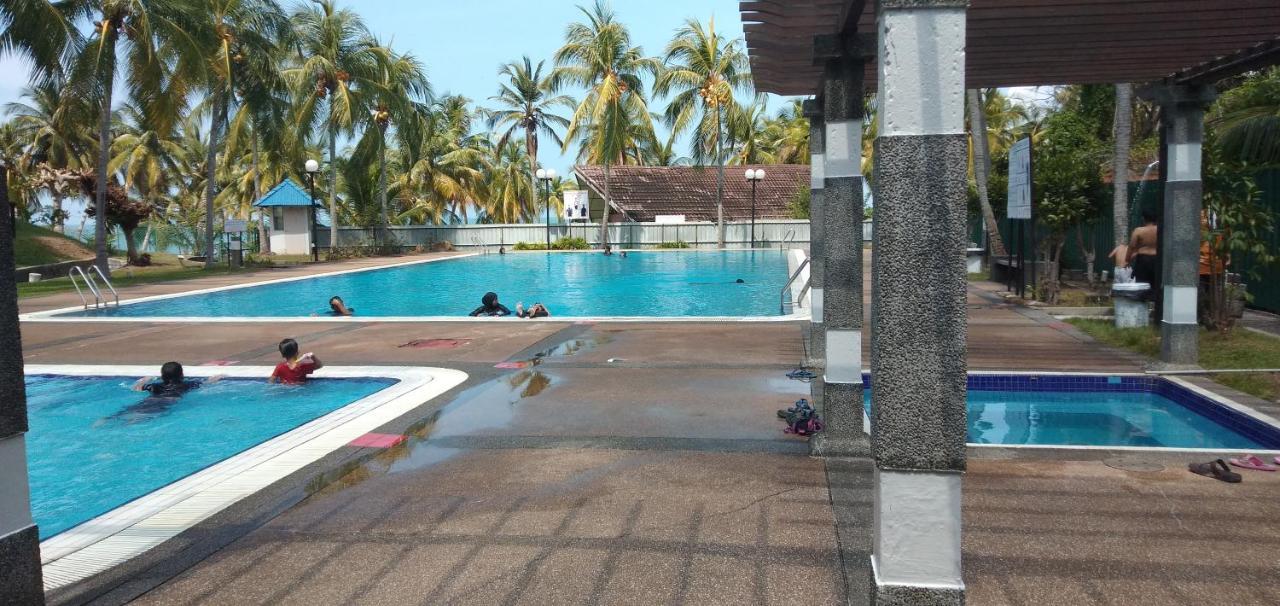 Seri Bulan Resort Port Dickson Exterior foto